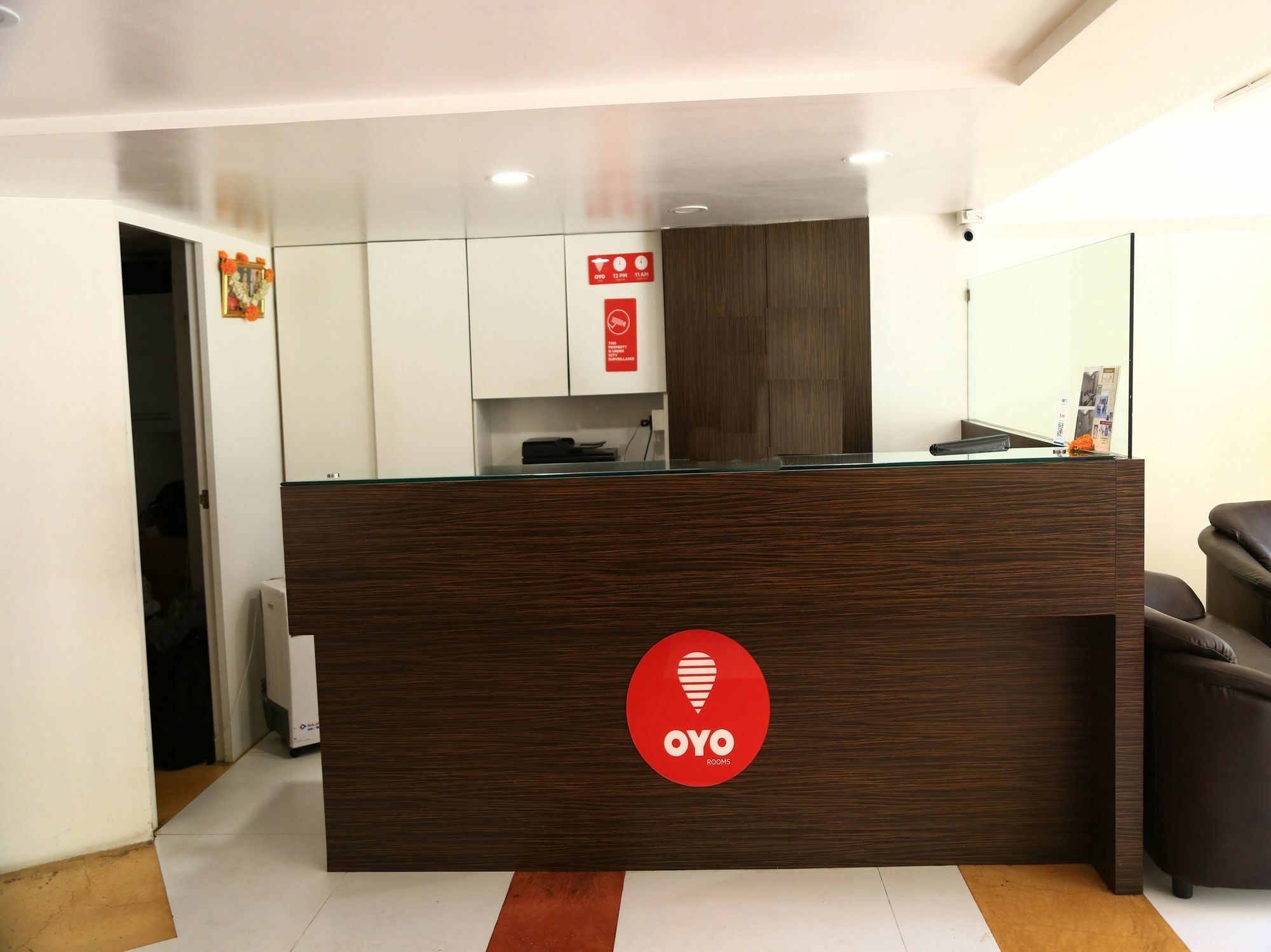 Oyo 13771 Executive Residency Hotel Pune Exterior photo