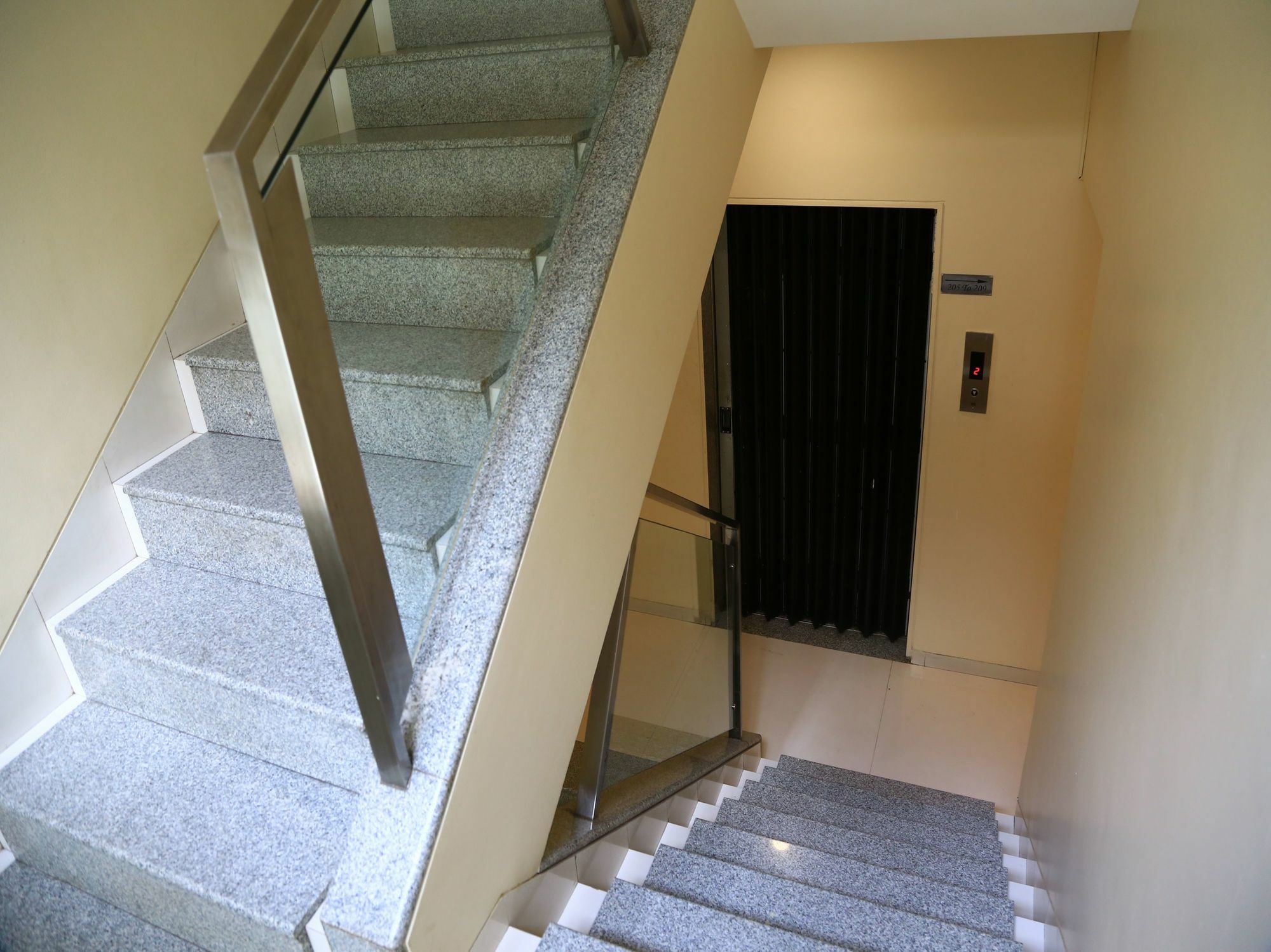 Oyo 13771 Executive Residency Hotel Pune Exterior photo